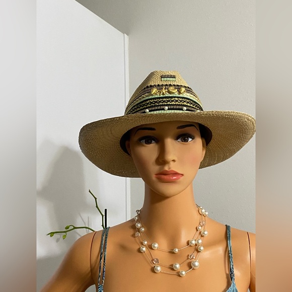 Elegant Multi-Strand Pearl & Crystal Necklace - White - Picture 2 of 14